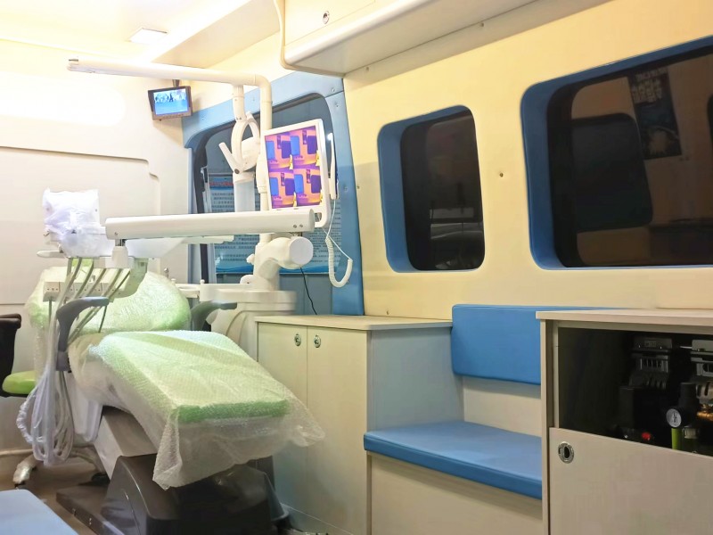 天洋920口腔服務(wù)車(chē) 牙科篩查診療車(chē)