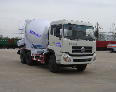HLQ5250GJBD混凝土攪拌運(yùn)輸車
